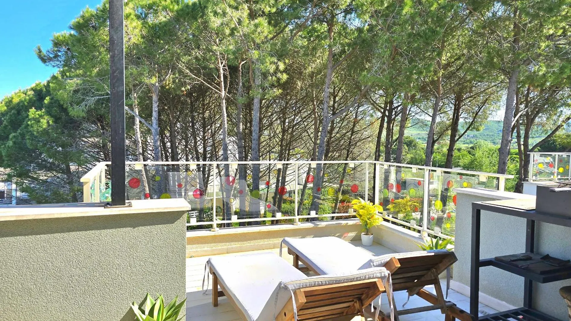 Serenity Penthouse - 260 Durrës